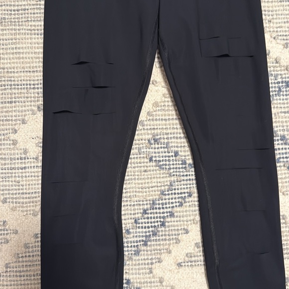 All Ripped Legging - Picture 3 of 3